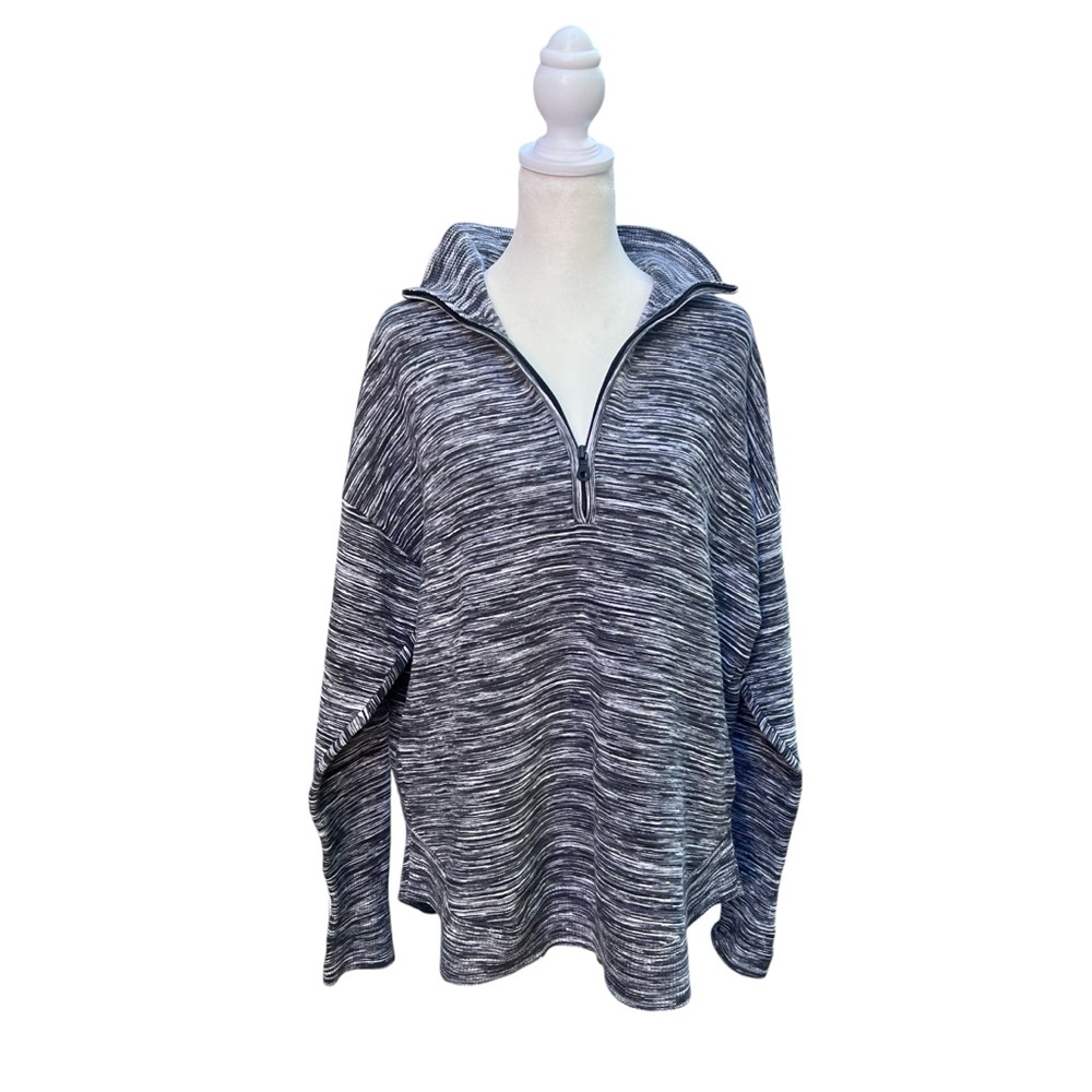 Aerie Black and Gray Striped 1/4 Zip Up Sweater Size Large‎ Oversized